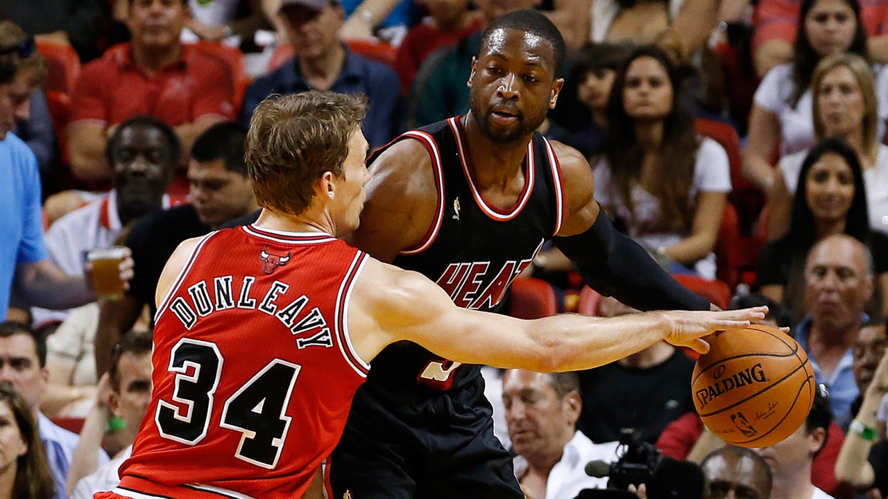 LeBron-less Heat beat Bulls behind Wade, Bosh